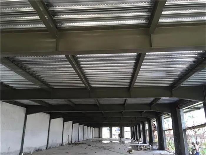 2025新澳门免费原料宝典