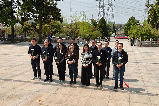 2025新澳门免费原料宝典